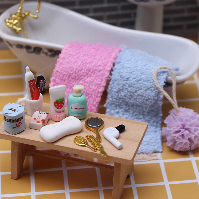 Model Kit Toy - ドールハウスミニチュア実用的なバスルームアクセサリーヘアドライヤーミラーモデルキット子供のおもちゃミニバスルームドレッシングツールアクセサリー