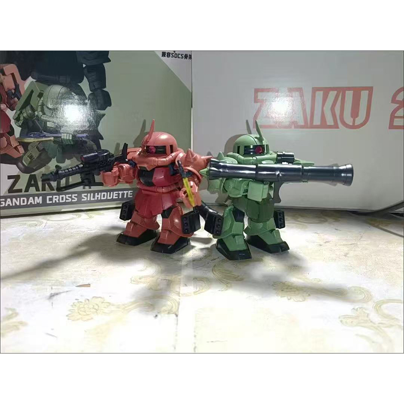 Model Kit Gundam - 猛山モデルSDCS量産型グリーンレッドザク2アクションフィギュアモデルギフト玩具コレクタブル
