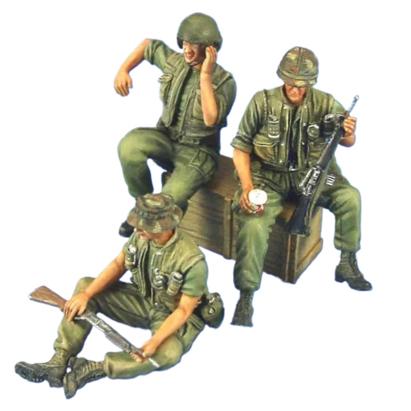 1/35 スケール ダイキャスト樹脂ボディ組み立てモデルキッ - Model Kit Reshiram のレビューと価格