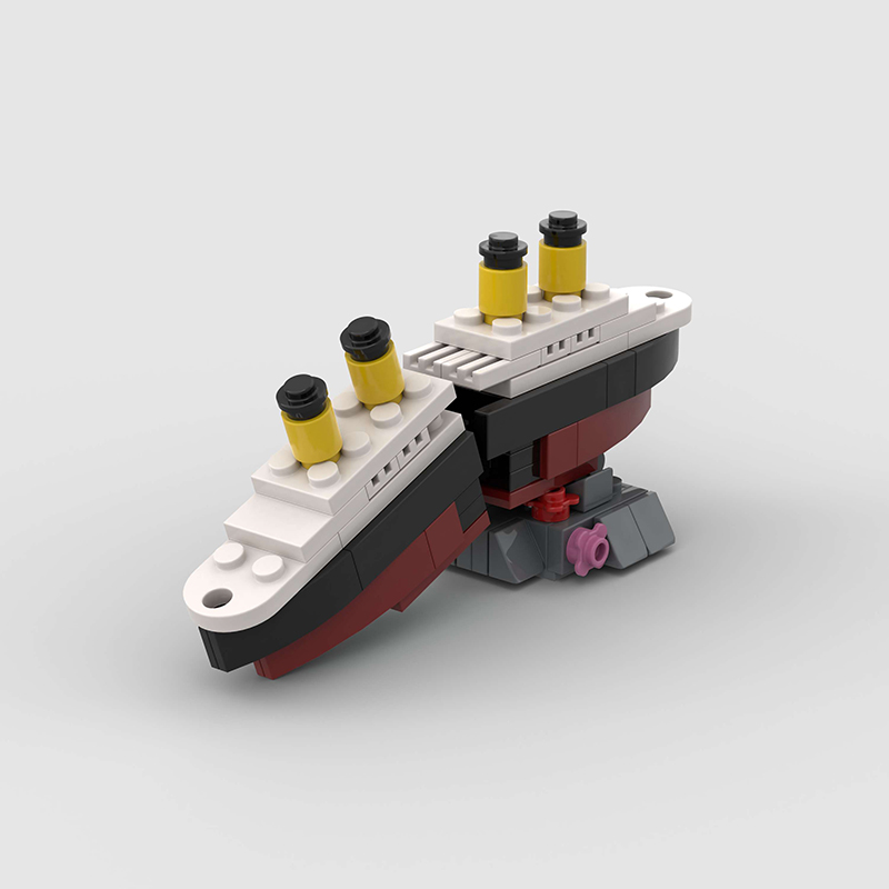 ミニ RMS タイタニック沈没船モデル半分に壊れる MOC  - Model Kit Lucario のレビューと価格