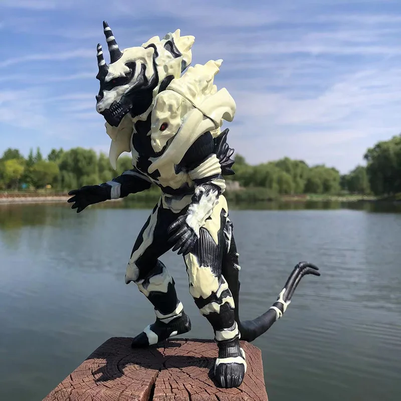 アニメ映画ゴジラシリーズアクションフィギュア皇帝ギドラ VS - Model Kit Vs Figure のレビューと価格