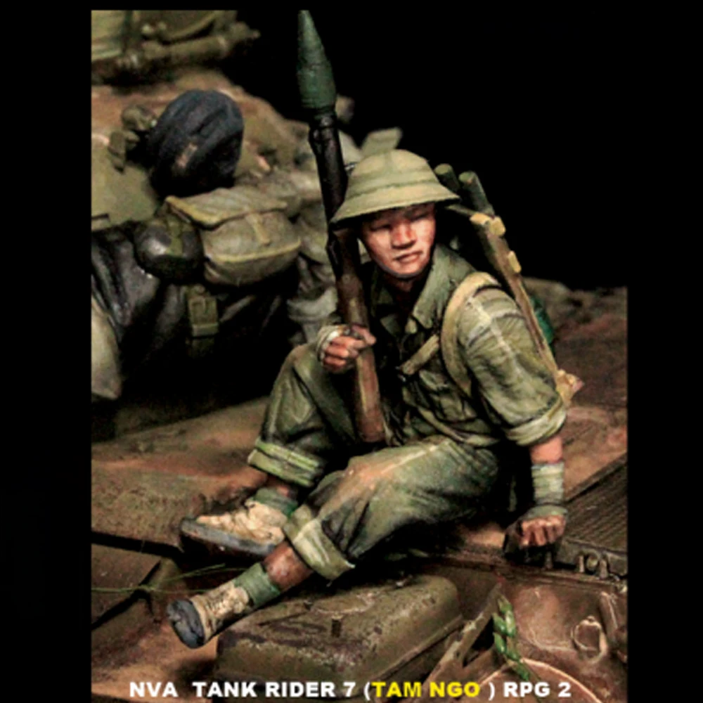 1/35 NVA タンクライダー 7、RPD 2、レジンモデ - Model Kit Diorama のレビューと価格