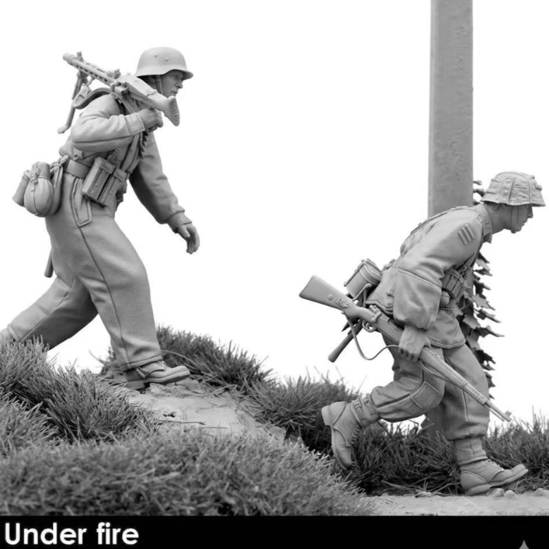1/35 スケール レジンフィギュア モデルキット 第二次世 - Model Kit Reshiram のレビューと価格